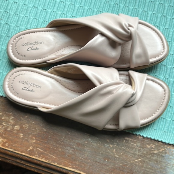 Clarks Sandals - Picture 2 of 7